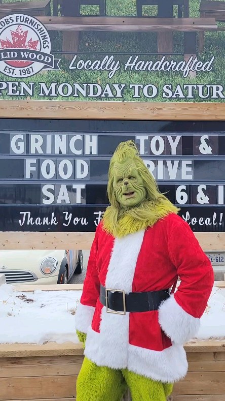 A message from @themeanonekw :
Don't miss the 2nd week of his food & toy drive on Saturday, December 13th!
He is collecting non-perishable food for @foodbankwatreg and new, unwrapped toys for @voiceswr .
