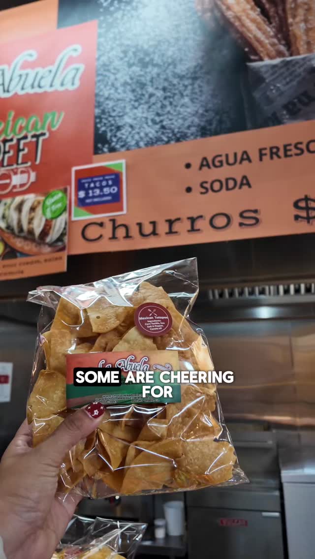 The best part of the Super Bowl has to be all the snacks! Here are just some ideas to get you game day ready:
🍗 Wings - one of the butchers
🍽️ Pulled Pork - Halenda’s
🥨 Pretzel Bun - Grainharvest Breadhouse
🥔 Gourmet Mixed Chips - Ray’s Craft Chippery
🥣 Dips - Gigi’s Gourmet / Deb’s Dips
🌮 Nacho Chips and Salsa - Chorizos La Abuela
🍿 Movie Theatre Style Popcorn - Little Prince Theatre Concessions
🍺 Beer - TWB Brewing / Willibald / Stockyards Brewing
Shop small and local. Open Thursdays and Saturdays, all year round!